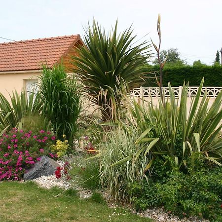 Gite Des Galets Saint-Léonard Exterior foto