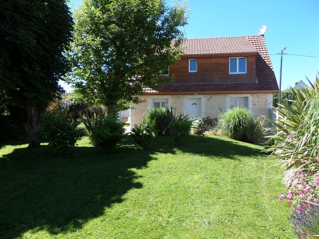 Gite Des Galets Saint-Léonard Exterior foto
